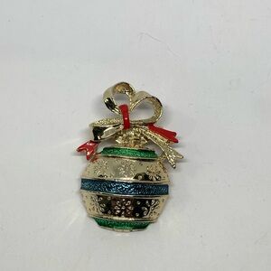 VTG Signed Gerrys Christmas Ball Ornament Brooch Gold Tone, Enamel,  2"
